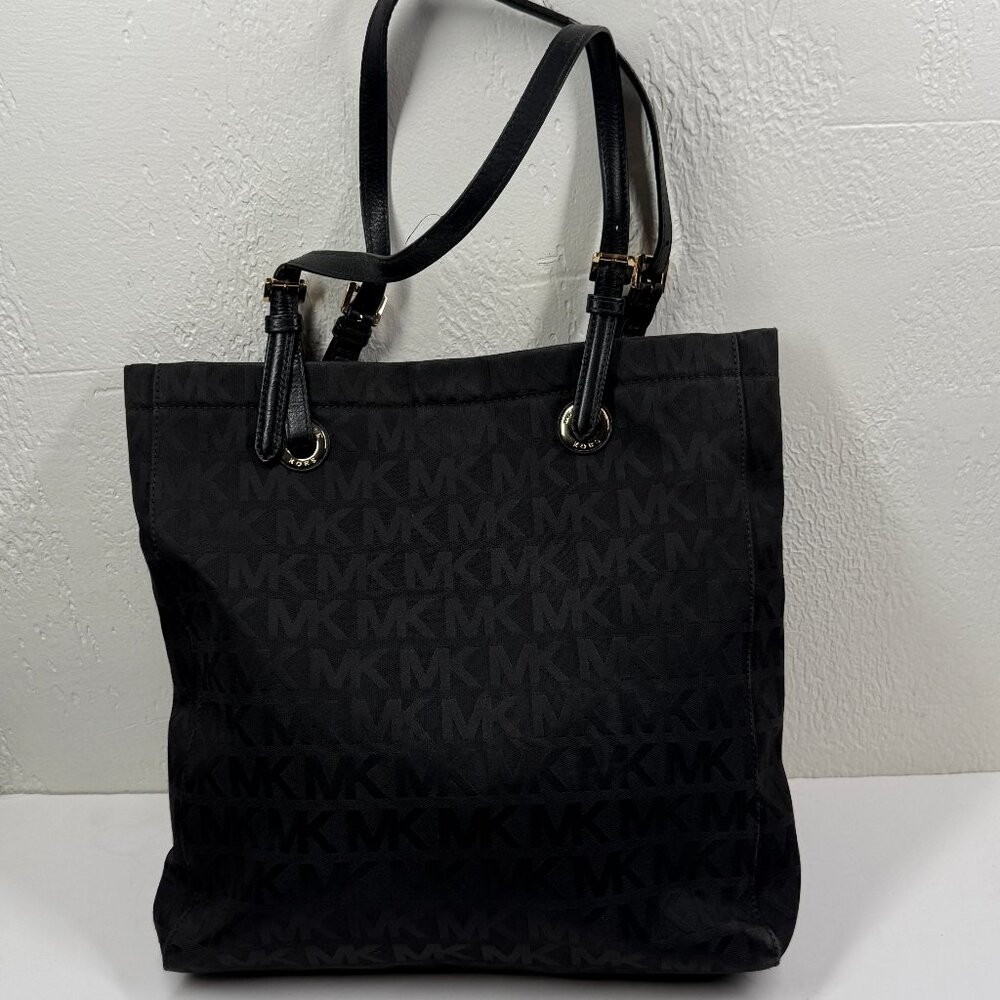 MICHAEL Michael Kors Jet Set Tote Black Monogram Nylon with Leather Straps
